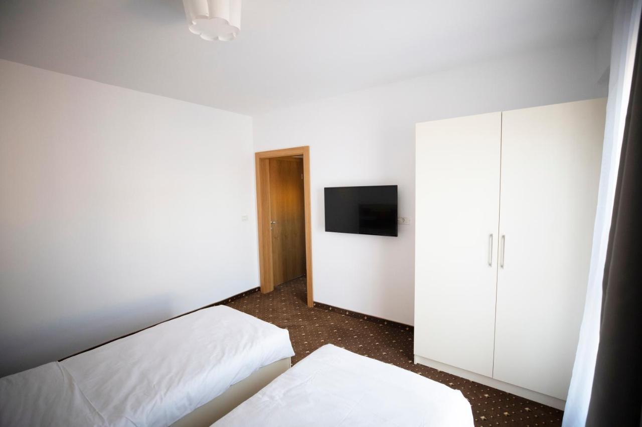 טימישוארה 1Hotels מראה חיצוני תמונה